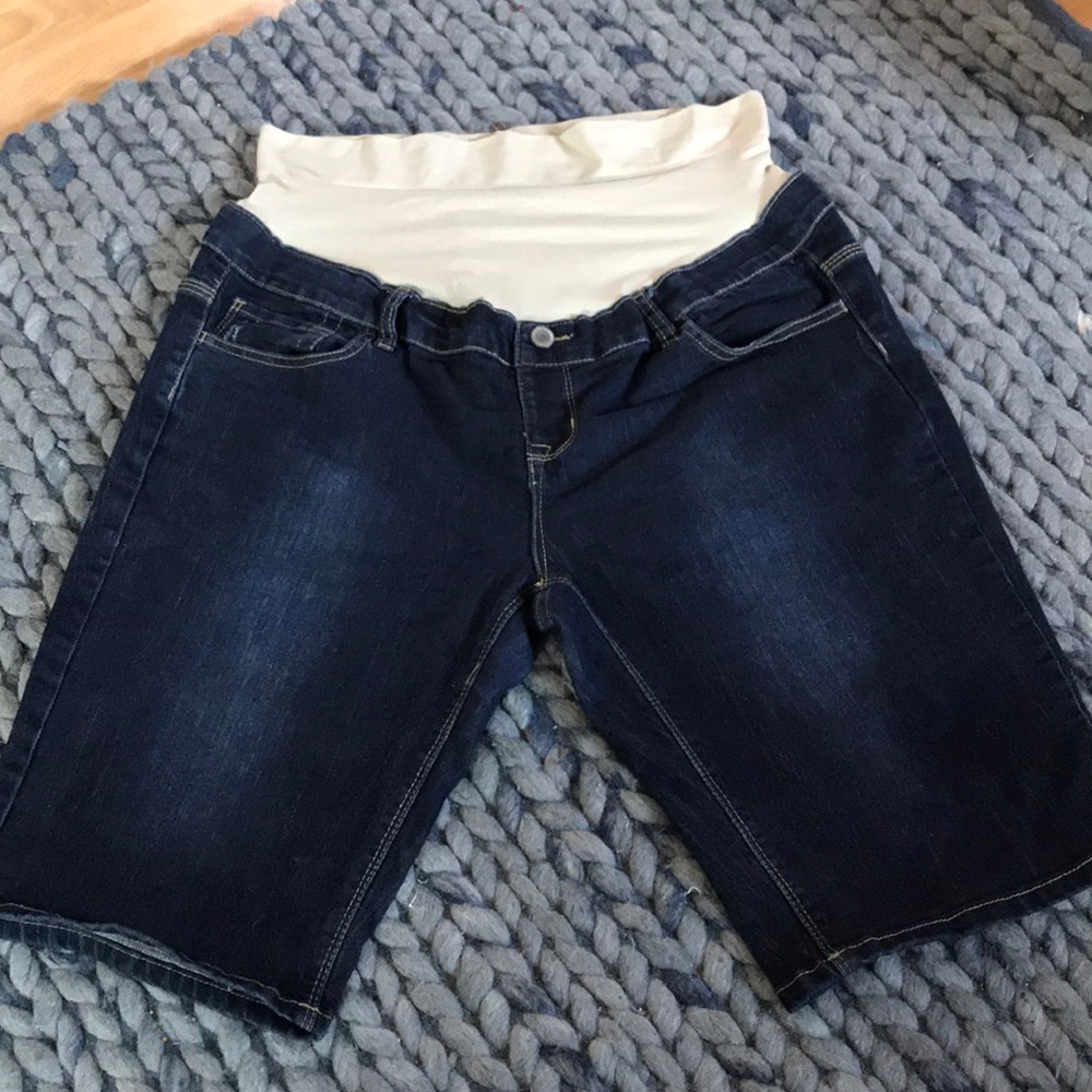 Maternity shorts (Bermuda)